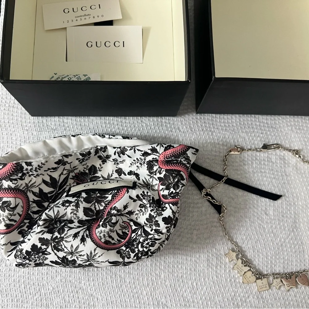 Gucci Sterling Silver Charm and Logo Stamp Authentic Necklace! Comes with box! - Picture 5 of 10